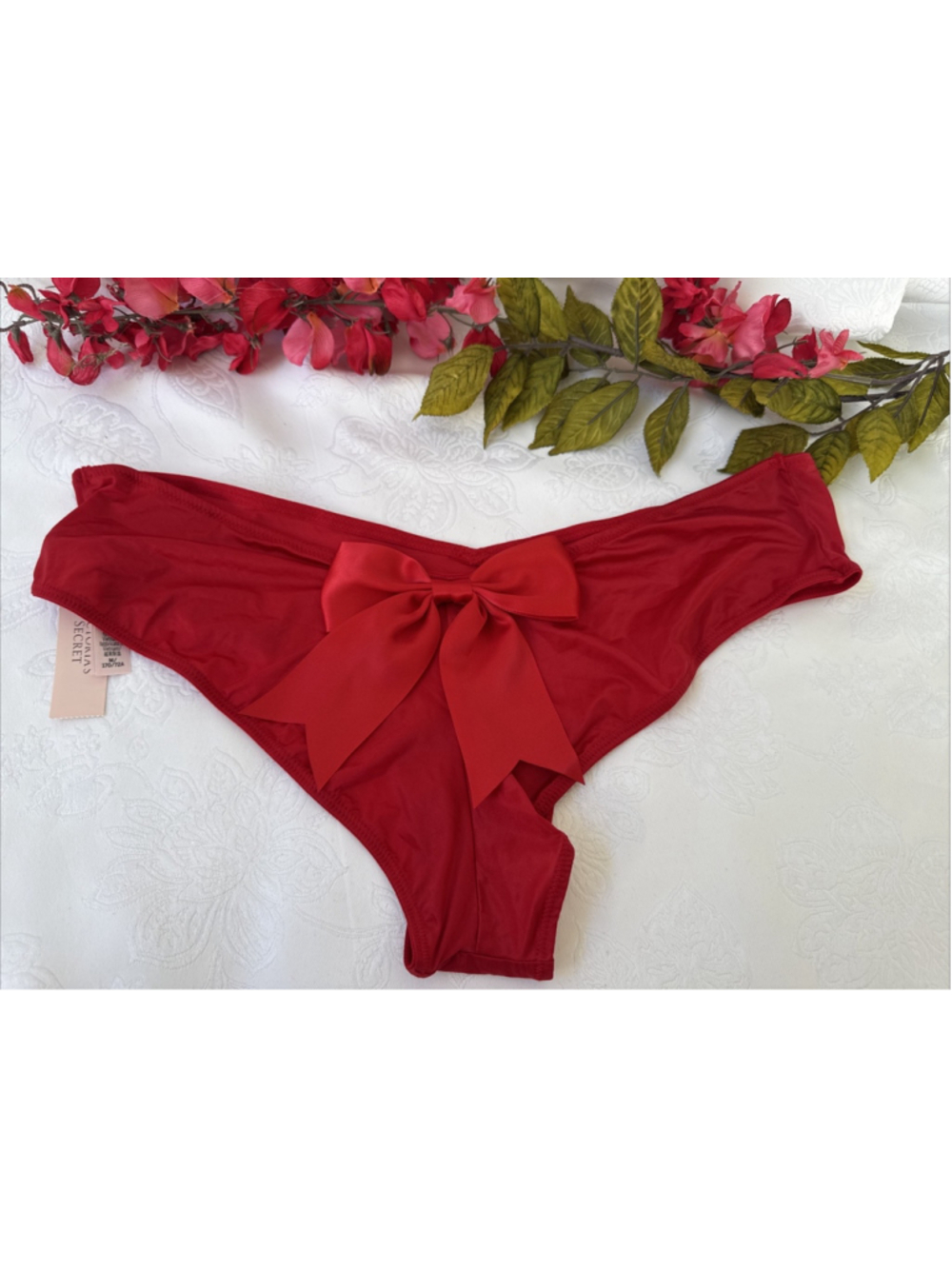 VICTORIA'S SECRET L RED SILKY VERY SEXY HIGH LEG CHEEKY BOW BACK PANTIES NWT